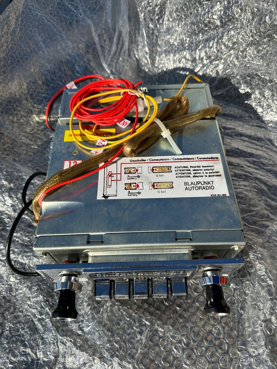 Autorádio Blaupunkt Koln se zesilovačem - 5