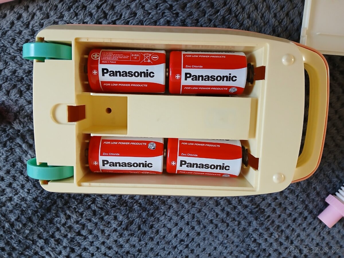 Favorit vysavač - 5