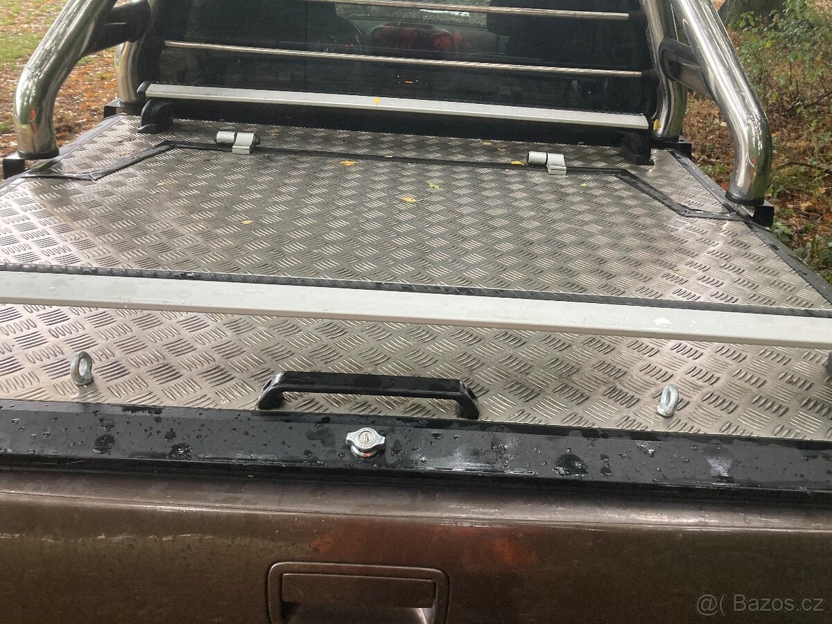 Volkswagen Amarok - 5