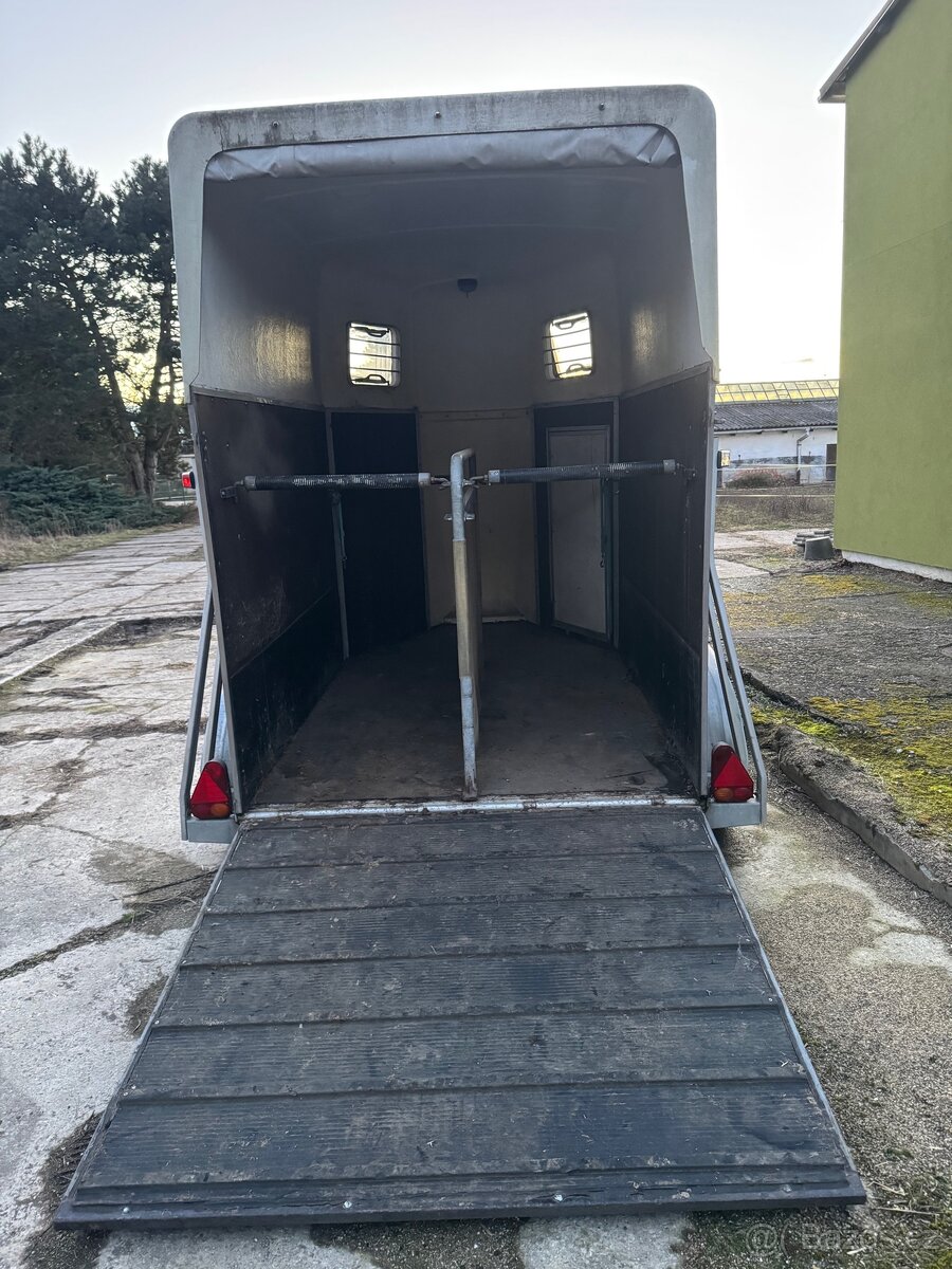 Prodám přepravník na dva koně - 5