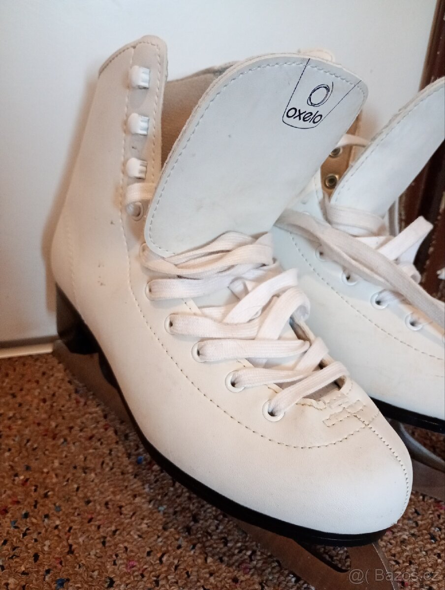 Prodam divci brusle vel. 37/38 - 5