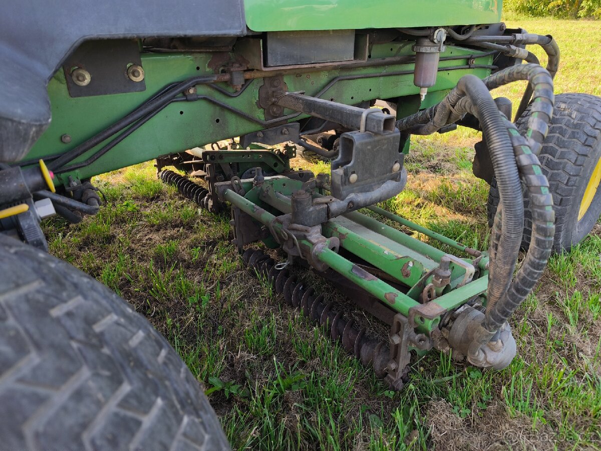 John Deere 8700 vřetenová sekačka - 5