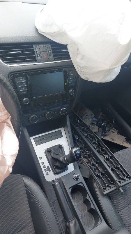 Škoda Octavia 3 kombi 2.0TDI 110KW CRMB QMM LF9R r.v. 2016 - 5