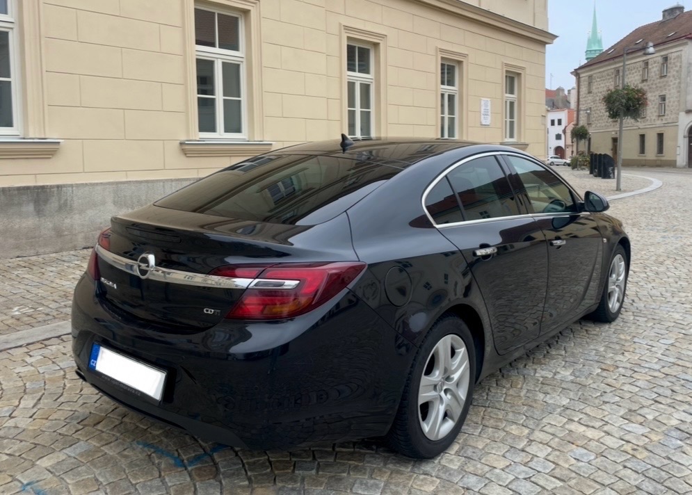 Prodám Opel Insignia 2.0 CRDi / 125KW Výbava TOUR - 5