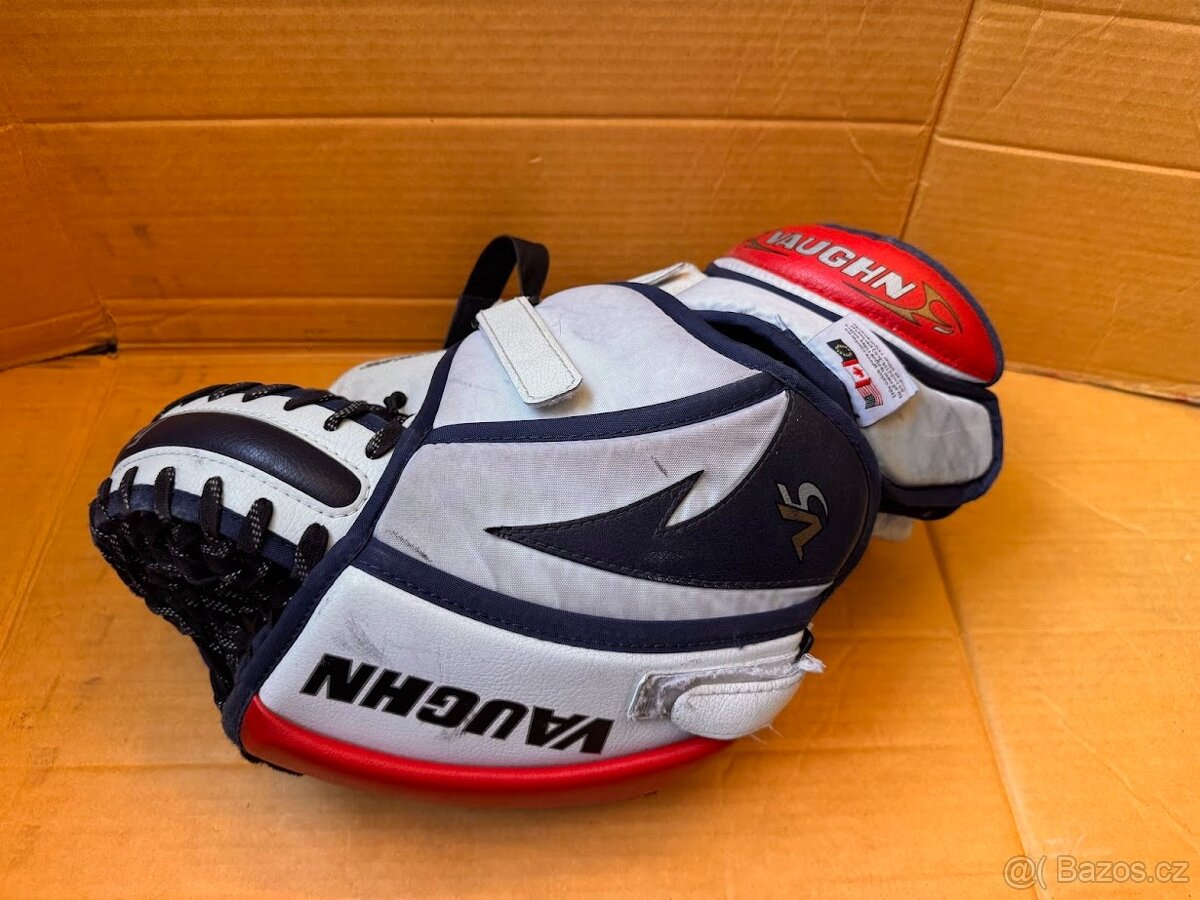 BRANKÁŘSKÁ LAPAČKA A VYRÁŽEČKA VAUGHN VELOCITY V5 - 5