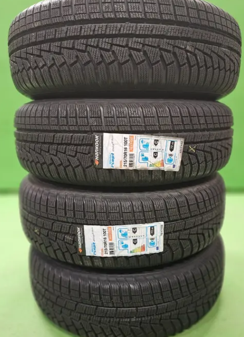 16 HYUNDAI 6.5J ET45 5x114,3 215/70 R16 - NEJETÉ - 5