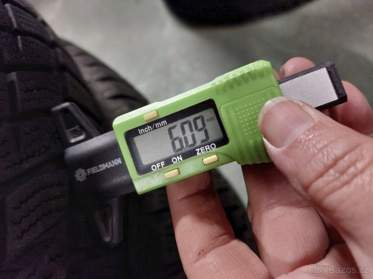 215/55 R17 98V Goodyear Performance+ zimní 4ks - 5