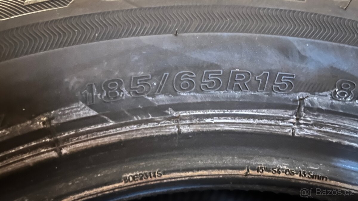Letní pneu Bridgestone 185-65/15 Třída A - 5