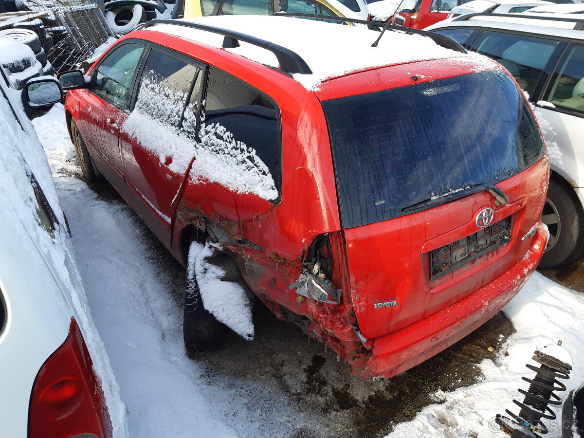 Toyota Corolla 1,4 D-4D 66kW 2005 Combi 1ND - dily - 5