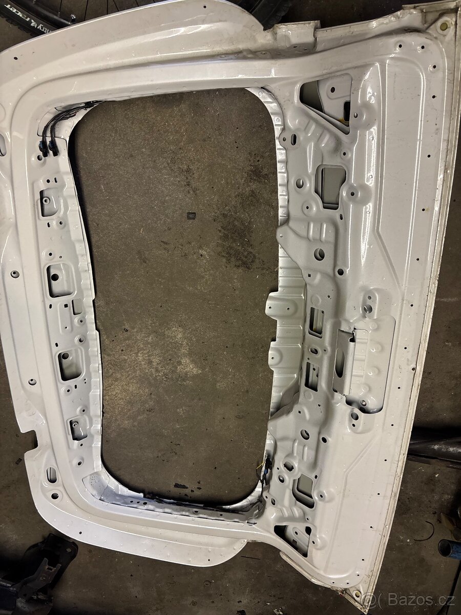 Zadní dveře BMW X7 - 5