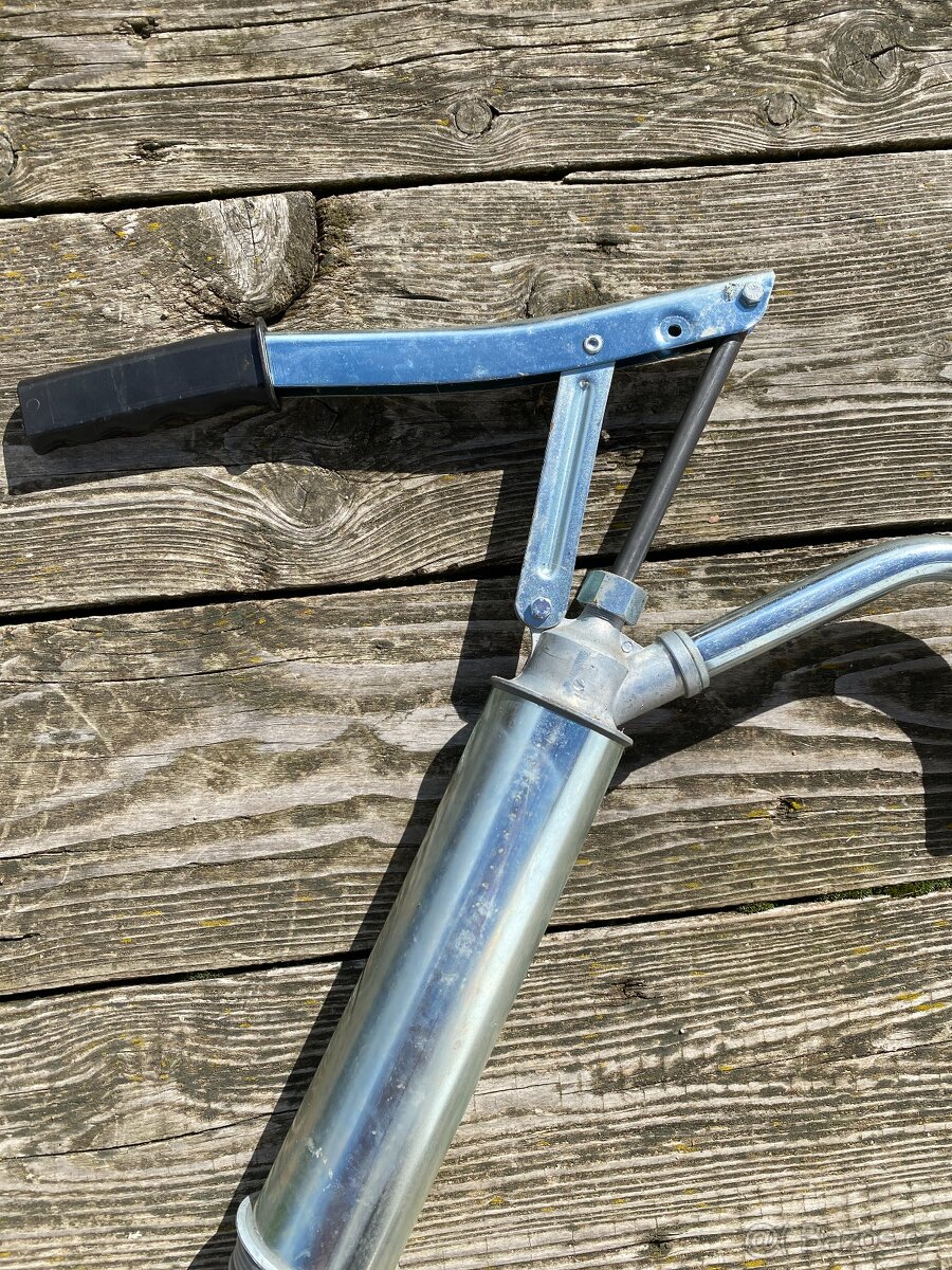 ruční pumpa do sudu pumpa na olej benzín naftu ruční - 5