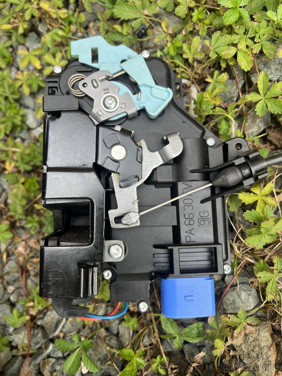 Zámky dveří Octavia - 5