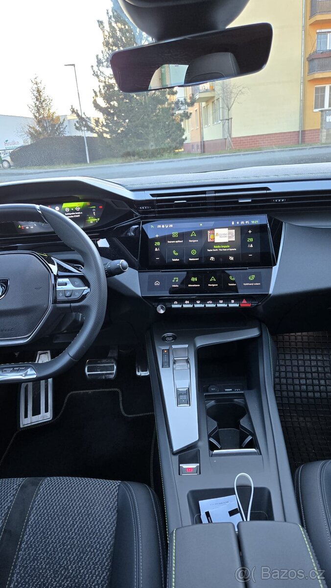 PEUGEOT 408 GT - 5