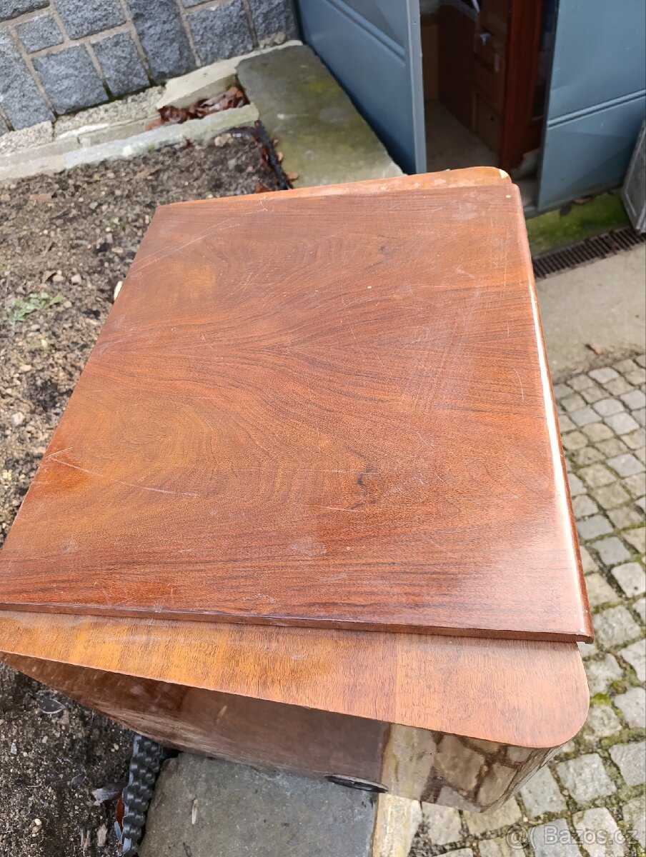 Rádio s gramofonem zn. Tesla typ: 512074 - 5