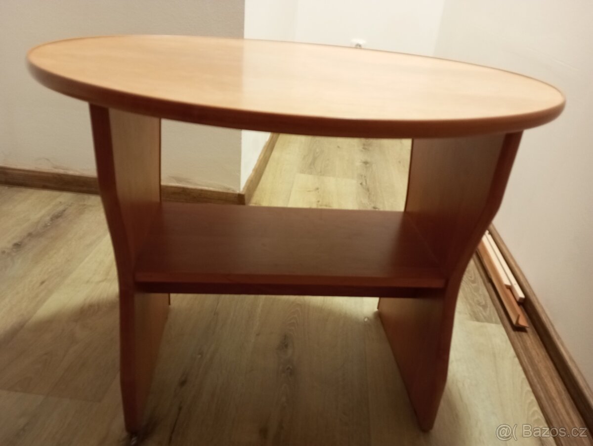 Konferenční stolek - 5