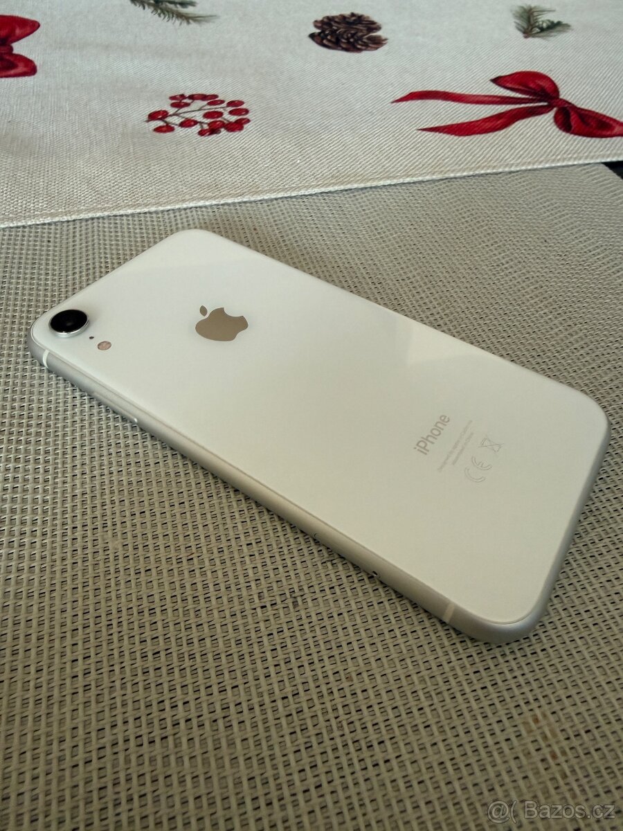 iPhone XR - 5