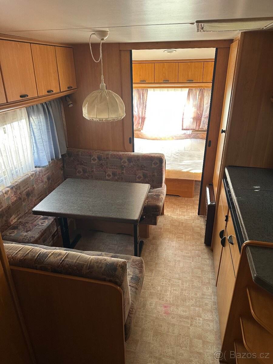 Karavan Hobby De Luxe - 5