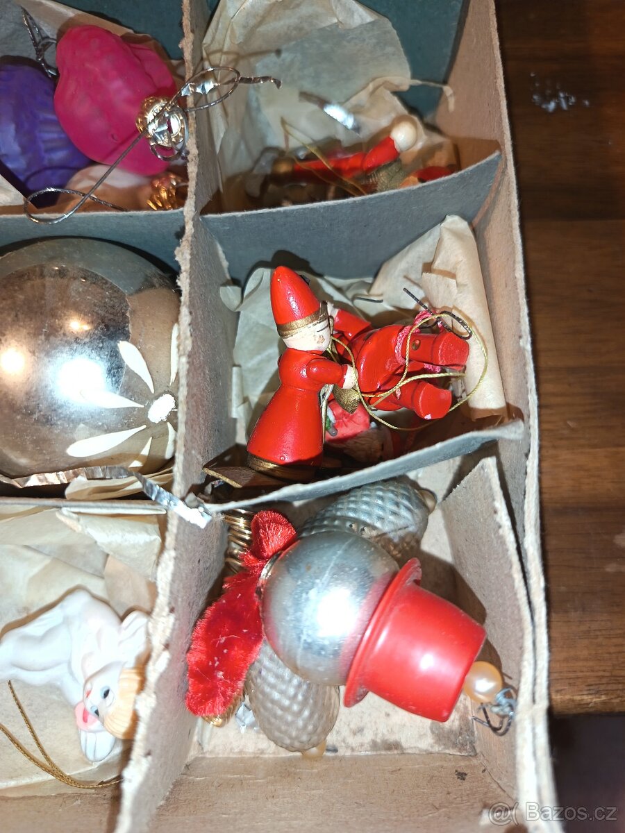 Staré vánoční skleněné ozdoby - 5