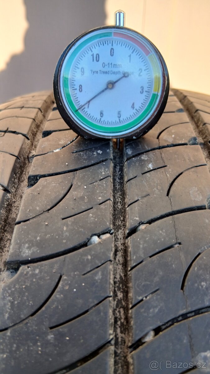 Letní pneu 215/65/15C - 5