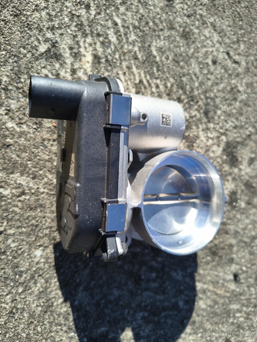 Sací potrubí 1,5TSI 110kW 05e129709F a další díly z motoru - 5