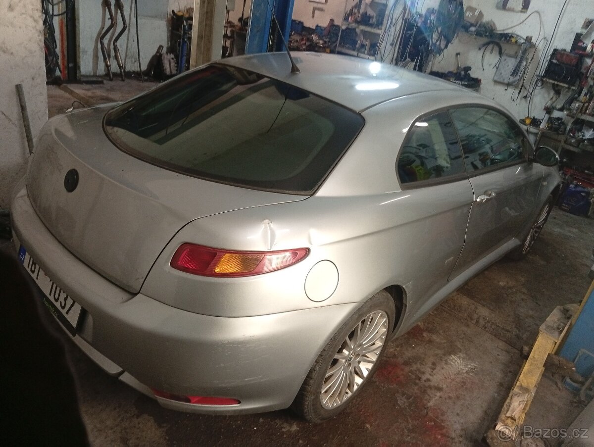 Alfa Romeo Gt 1.9 JTD - 5