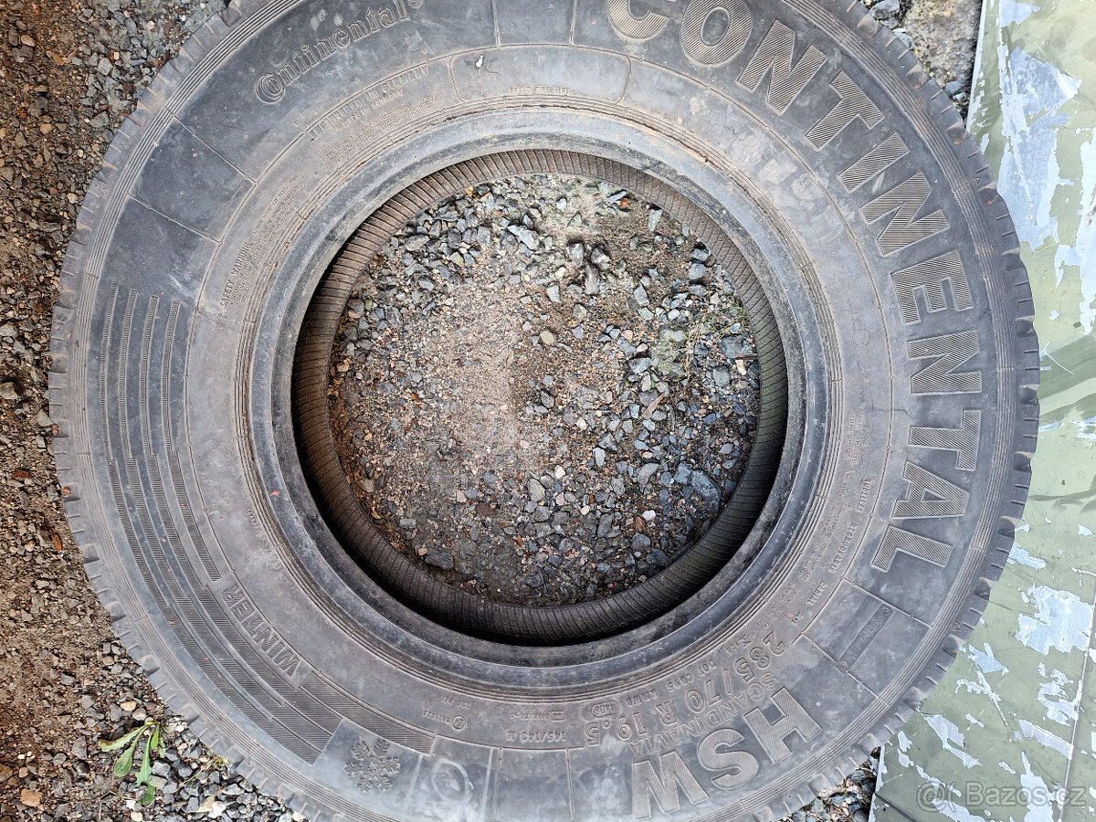 Pneu Matador Master 285/70 r19,5 - 5