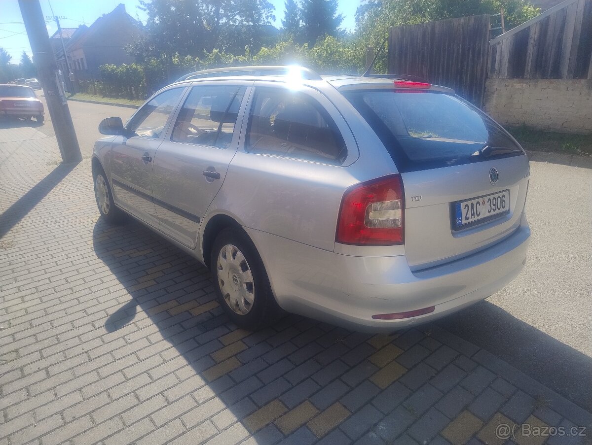 Škoda Octavia kombi 1,6 TDi 2011 - 5