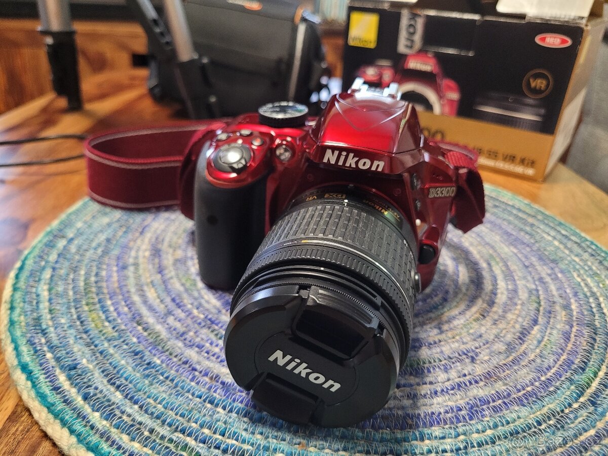 Fotoaparát Nikon D3300 + dva objektivy a příslušenství - 5