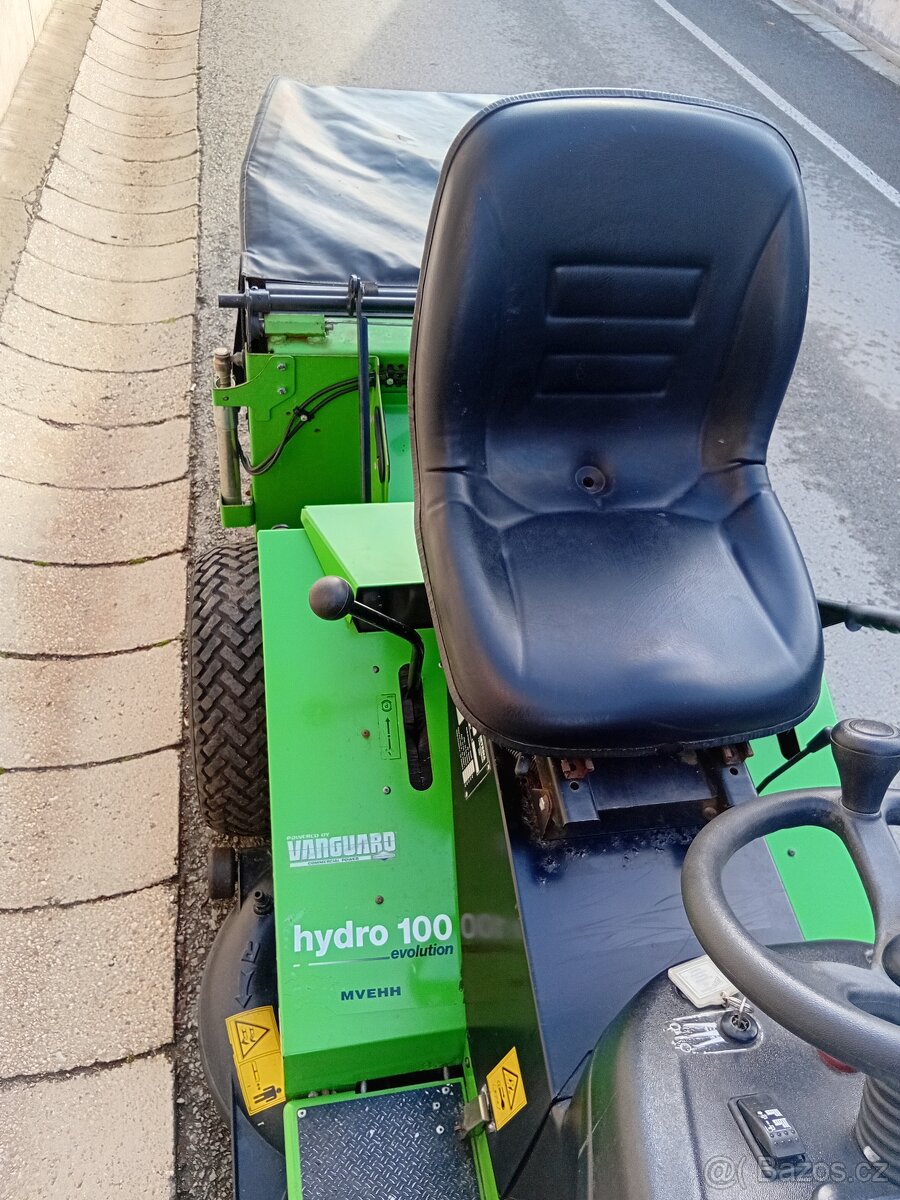 Prodám zahradní traktor Etesia 100 Hydro Evolution - 5