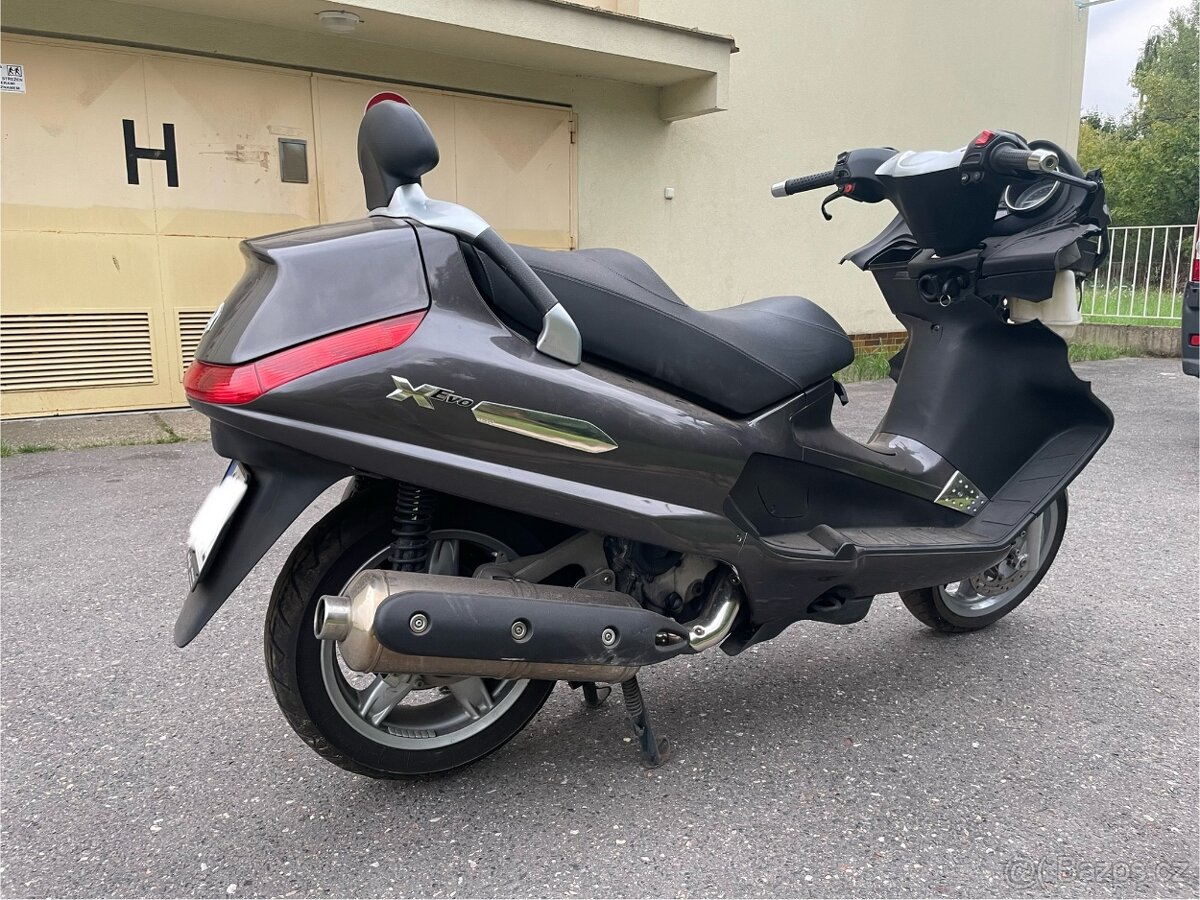 Dily Piaggio X-Evo - 5