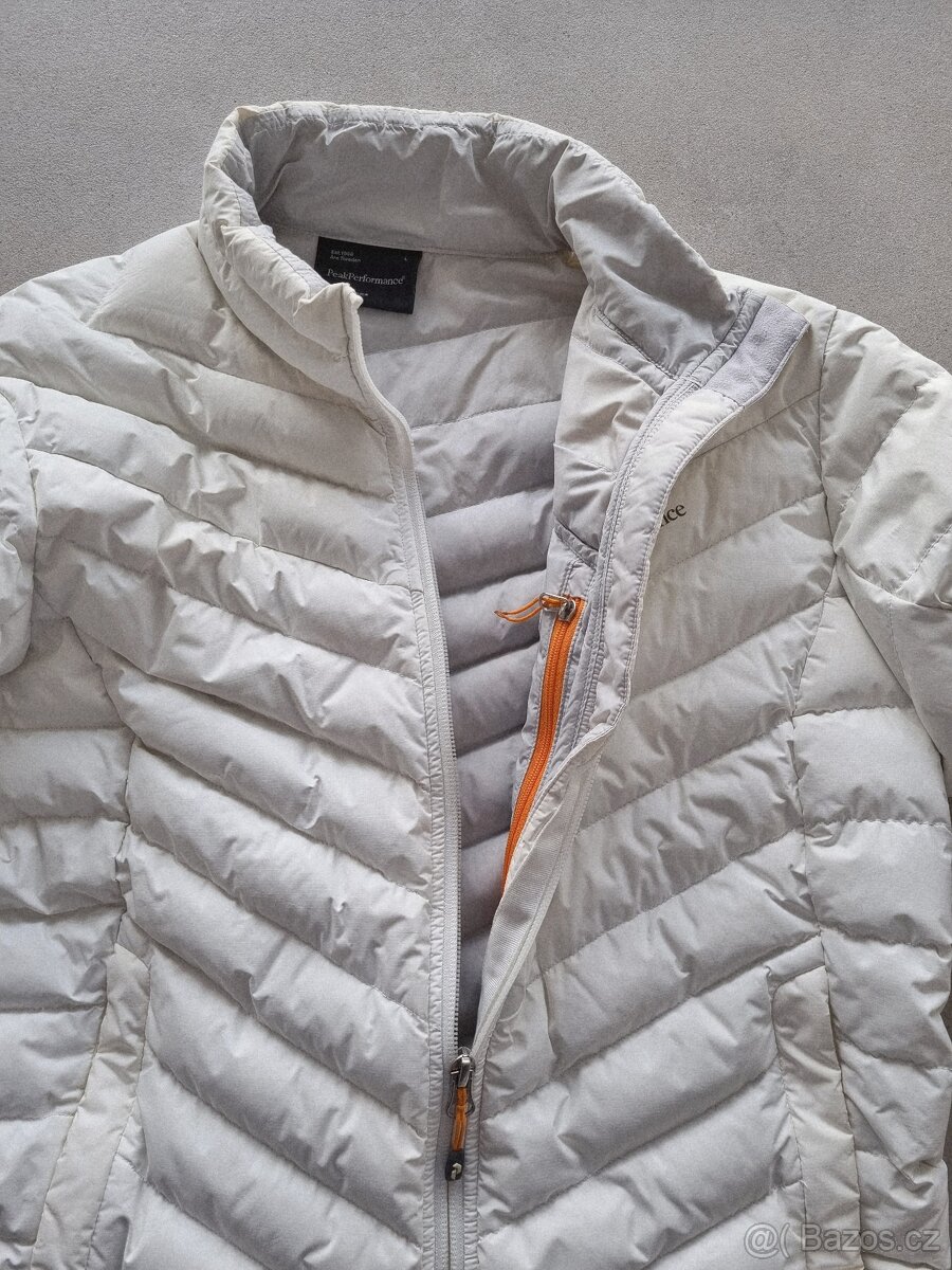 Dámská péřová bunda zn. Peak Performance - 5