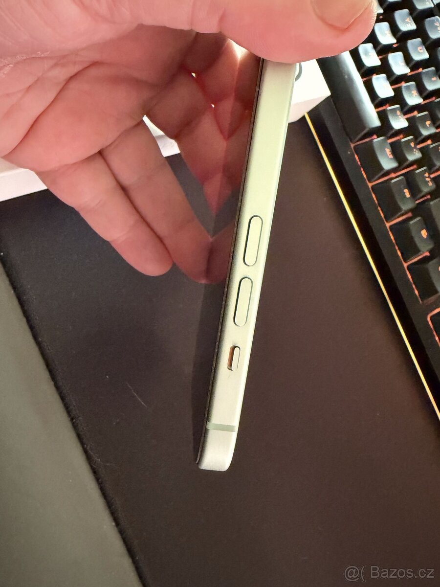 Iphone 15 v záruce - 5