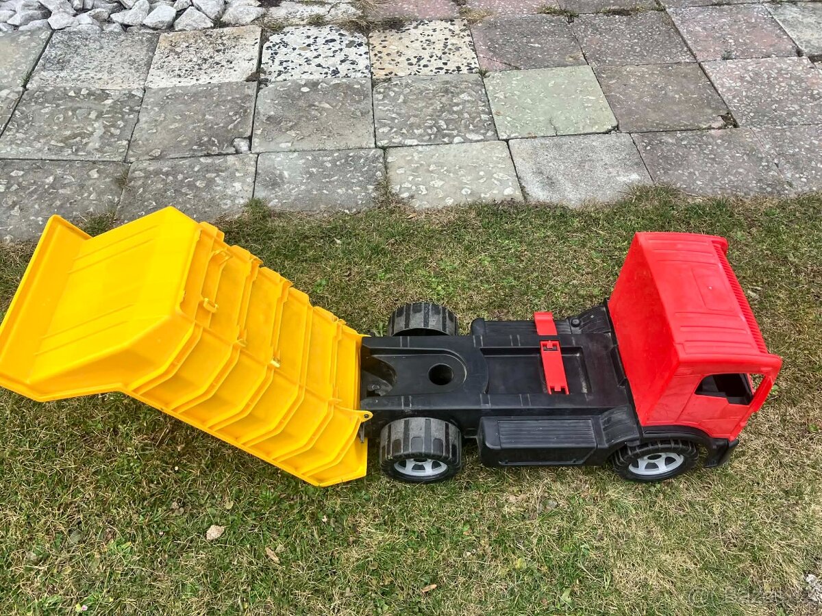 3x auto na hraní - 5