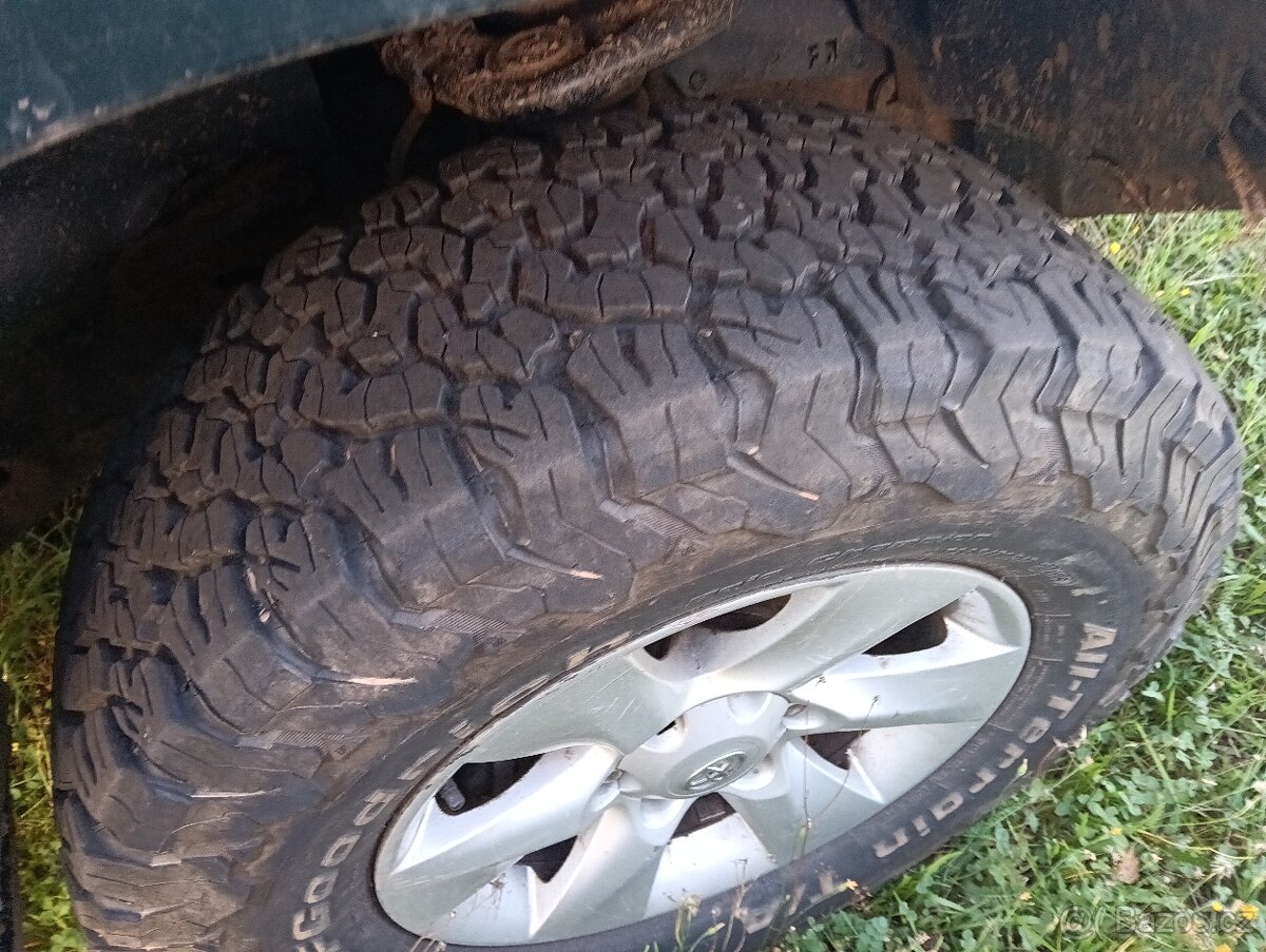 Toyota Land Cruiser 120