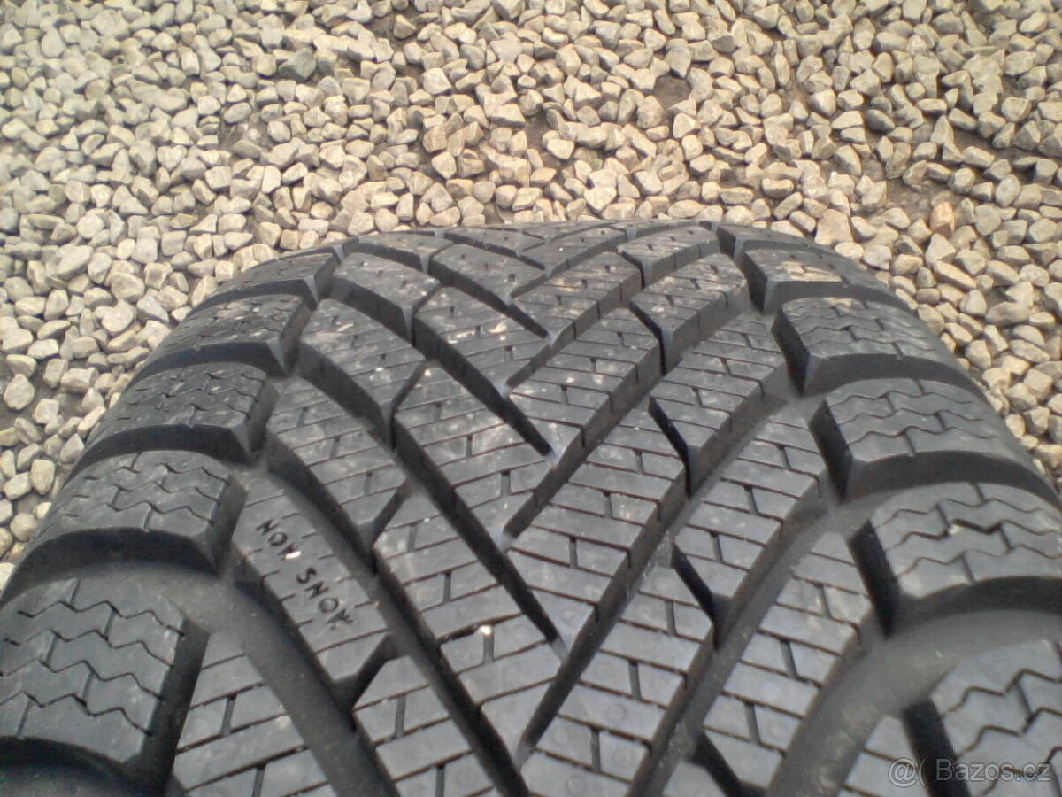 Zánovní zimní pneu Pirelli 195/55R16 Sada za 5500kč - 5