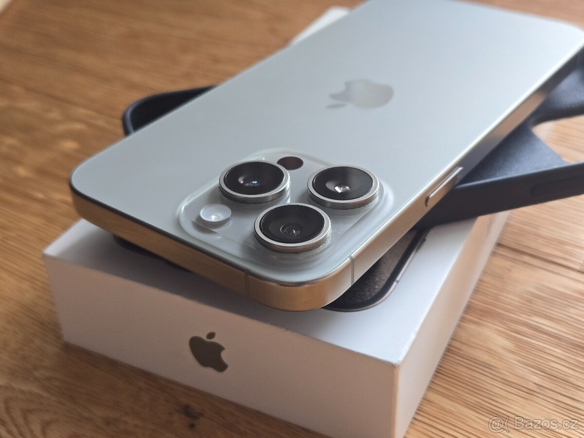 iPhone 15 Pro Max, pěkný stav - 5