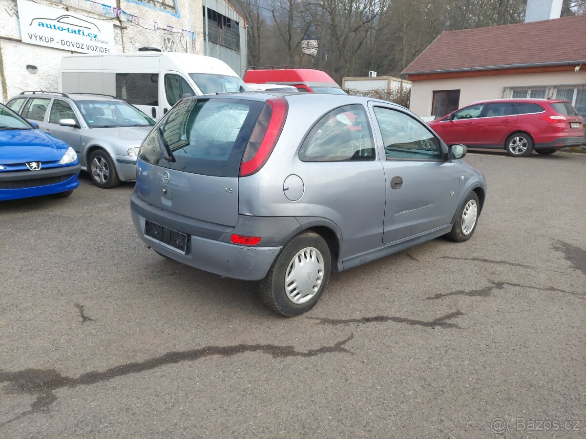 Opel Corsa 1.2i - 5