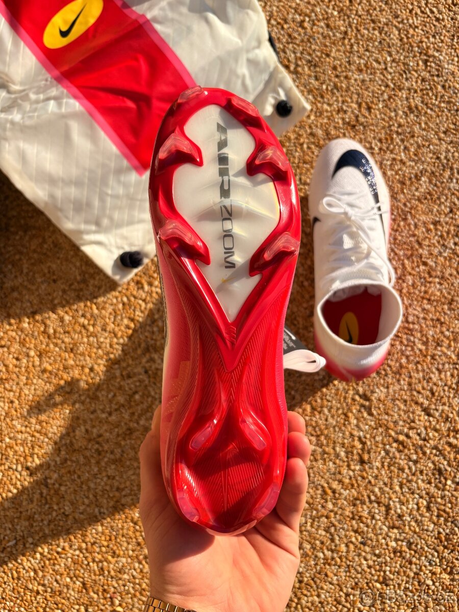 Kopačky Nike Mercurial Superfly FG 42 - 5