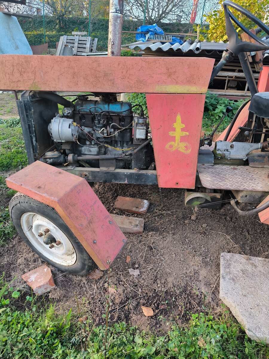 Prodám traktor domácí výroby - 5