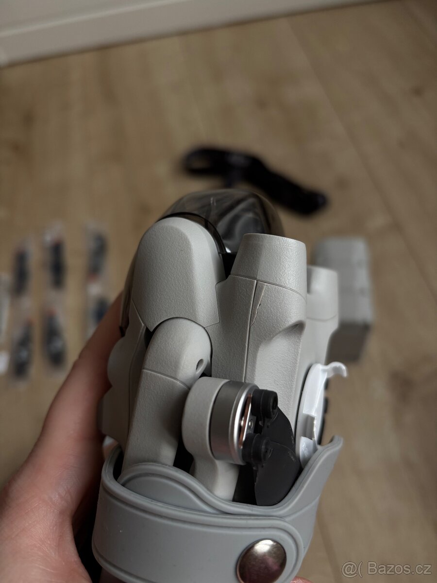 Dron DJI Mini 3 Pro Fly More Combo - 5