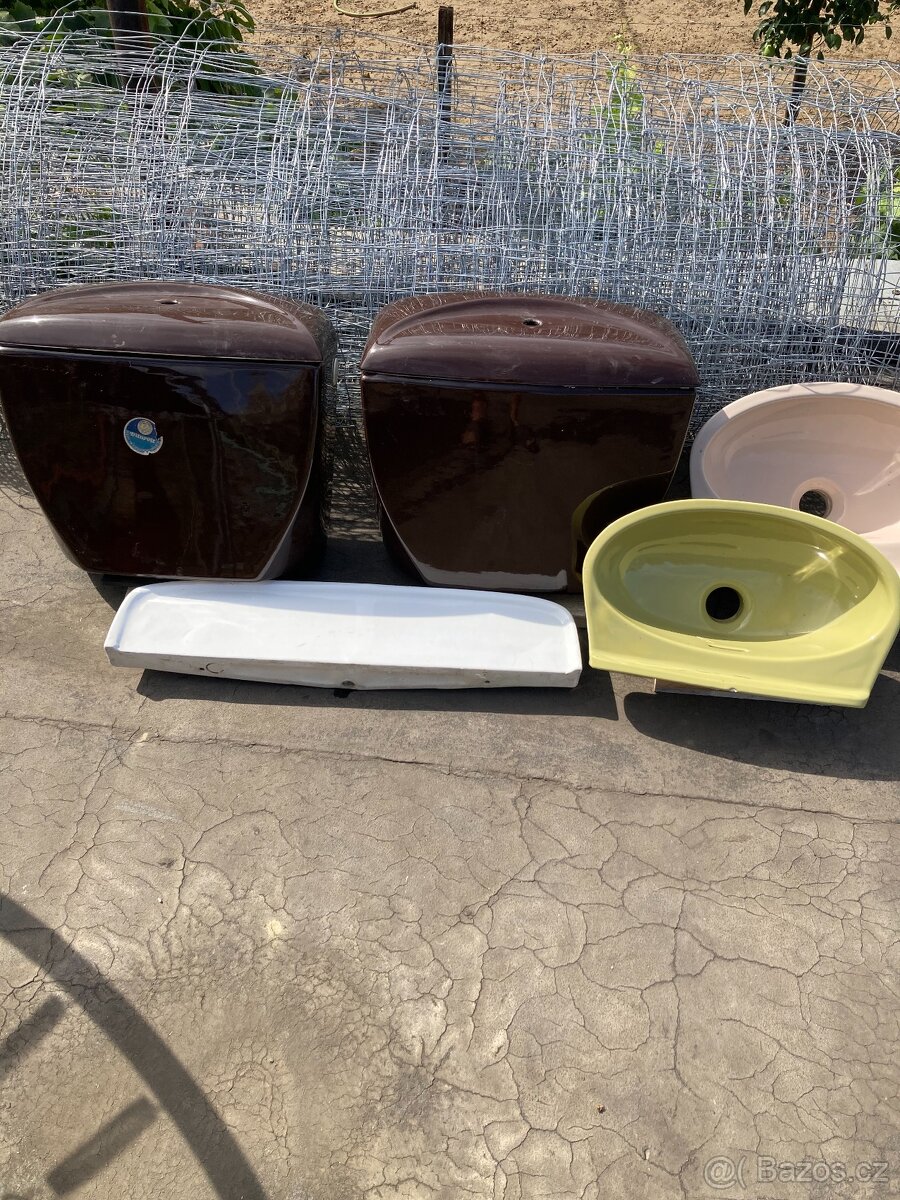 umyvadlo a splachovač - 5