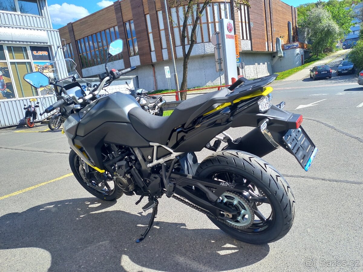 Suzuki V-Strom 800 nový motocykl