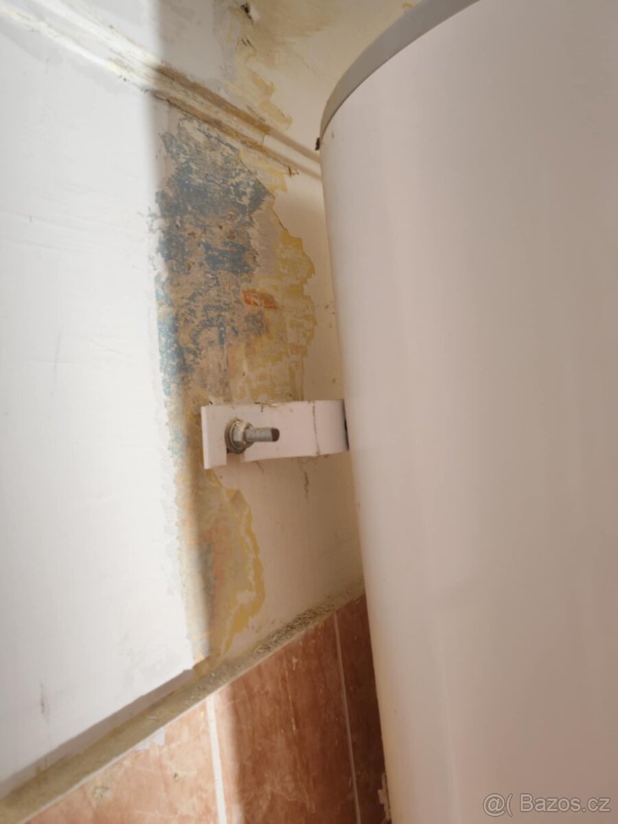 Prodám elektrický bojler značky Dražice - 5