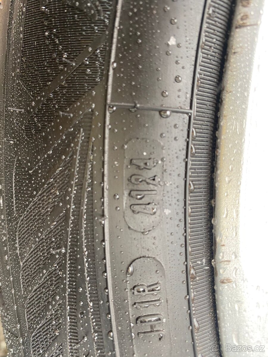 Sada celoročních kol BMW i3 a BMW i3S - 5