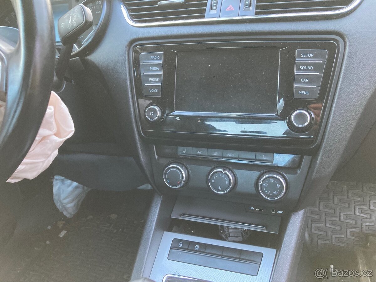 Prodám náhradní díly Škoda Octavia 3 - 5