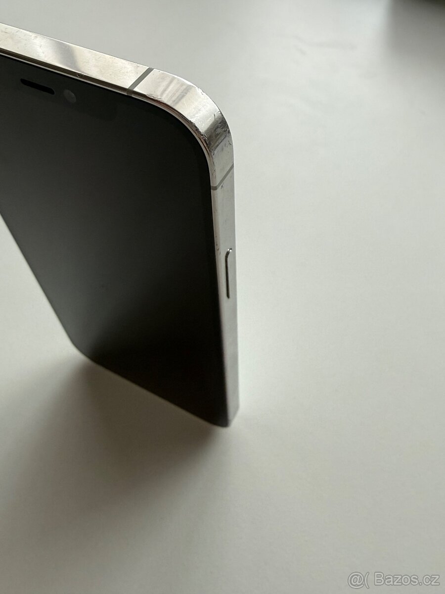 IPhone 12 Pro 256gb bílý - 5