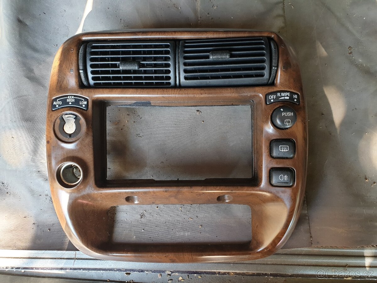 Ford Explorer 2001 5 dveř tapce + dekor - 5