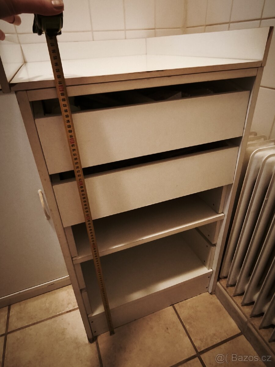 Přebalovací pult a komoda - 5