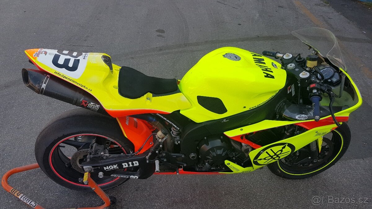 Yamaha r1 Okruhovka - 5