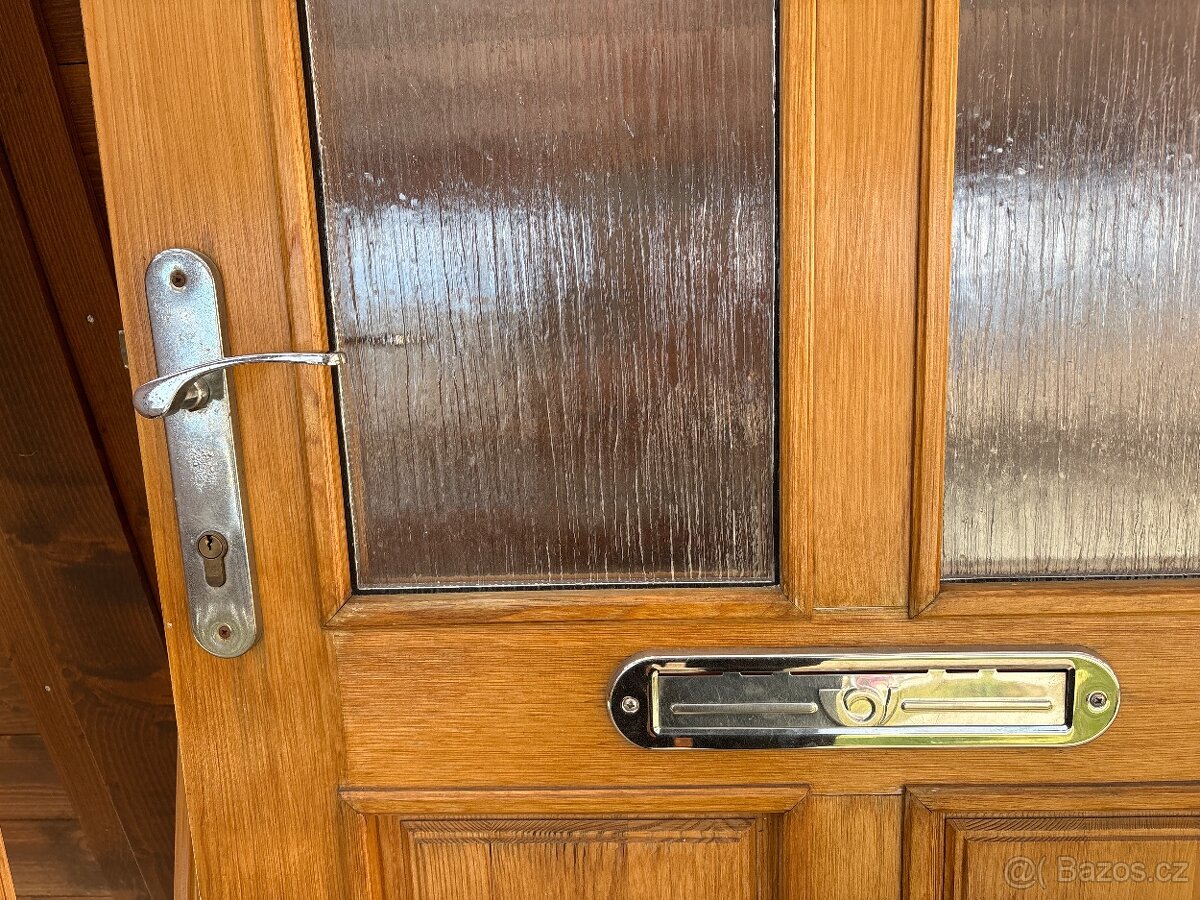 Vchodové dveře dřevěné - 5